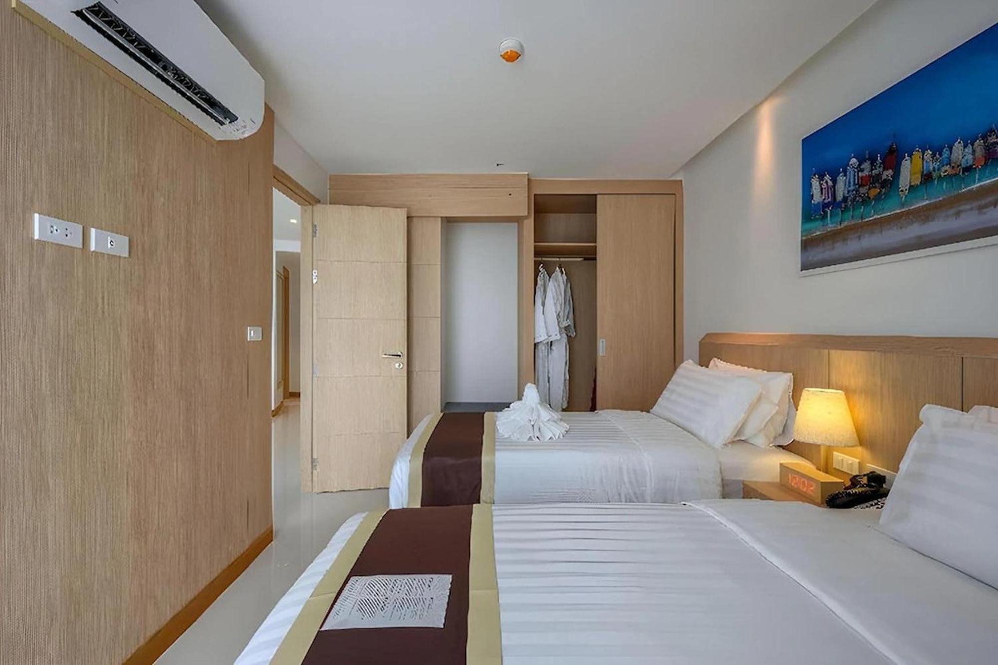 The Beachfront Hotel Phuket Rawai Екстер'єр фото