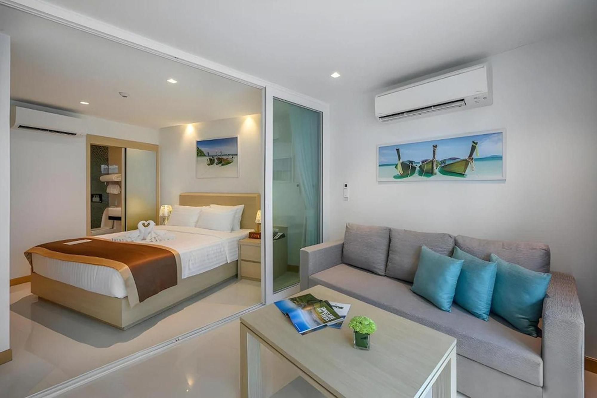 The Beachfront Hotel Phuket Rawai Екстер'єр фото