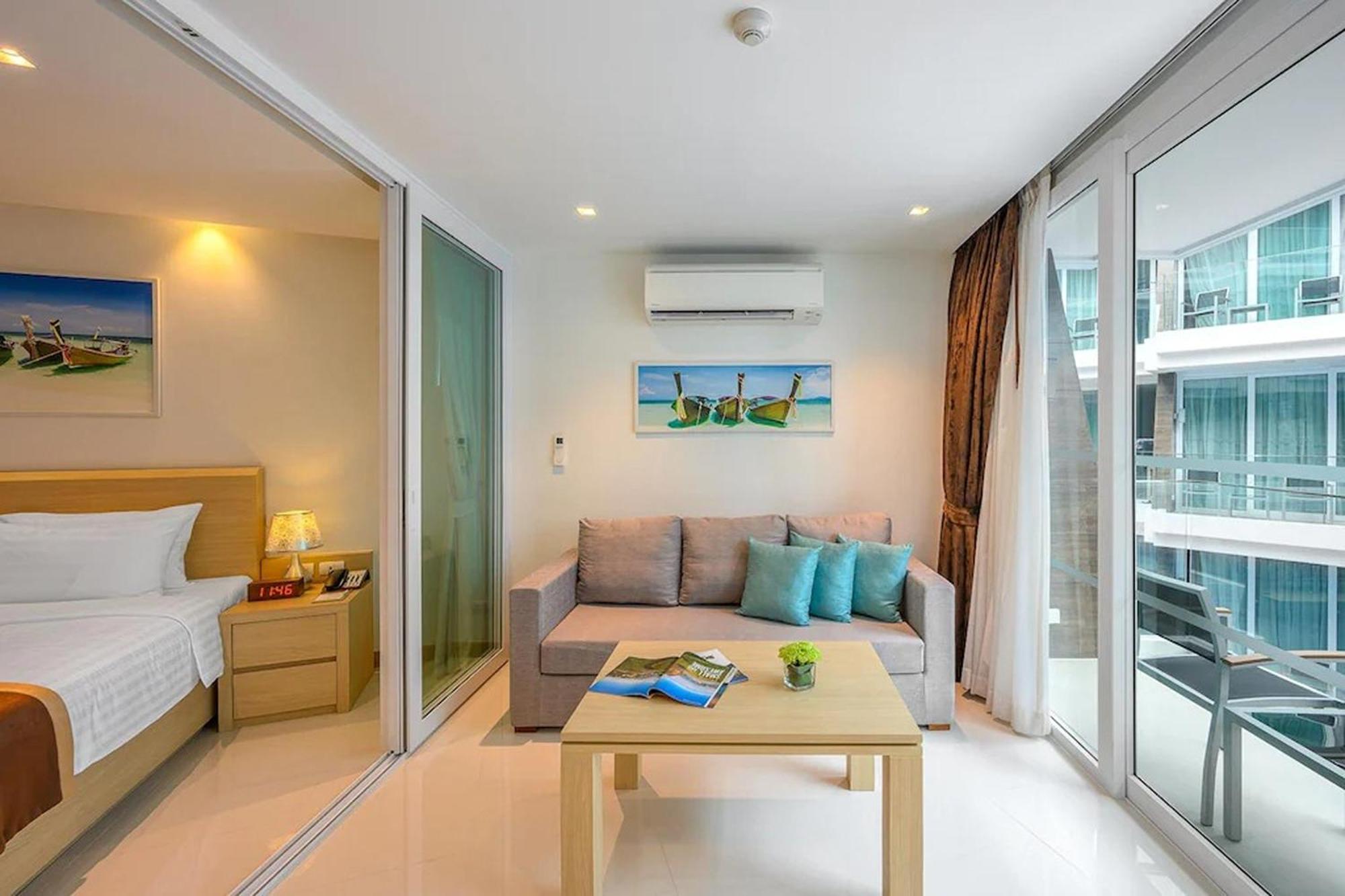 The Beachfront Hotel Phuket Rawai Екстер'єр фото